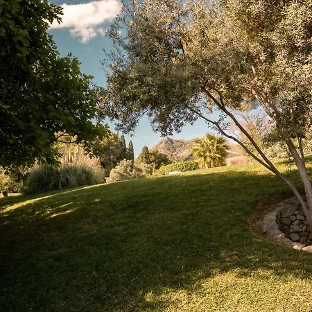 Villa 7,000 Sqm Luxurious Villa With Panoramic Sea Views Multiple Gardens & Two Pools Benalmádena