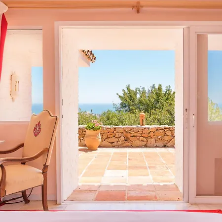 7,000 Sqm Luxurious Villa With Panoramic Sea Views Multiple Gardens & Two Pools Villa Benalmádena