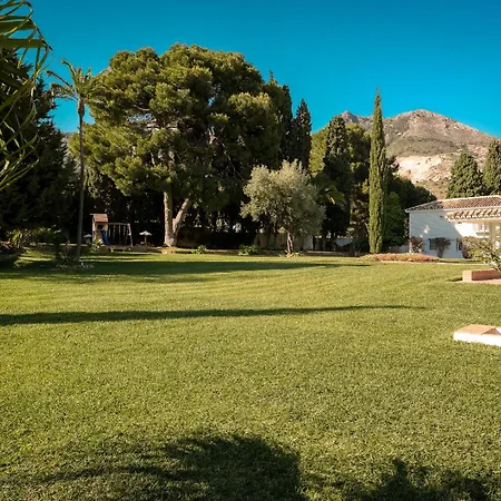 7,000 Sqm Luxurious Villa With Panoramic Sea Views Multiple Gardens & Two Pools Villa
