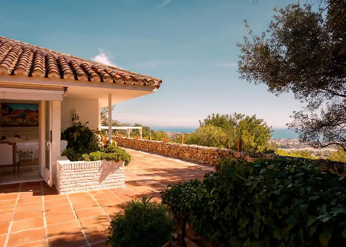 7,000 Sqm Luxurious With Panoramic Sea Views Multiple Gardens & Two Pools
