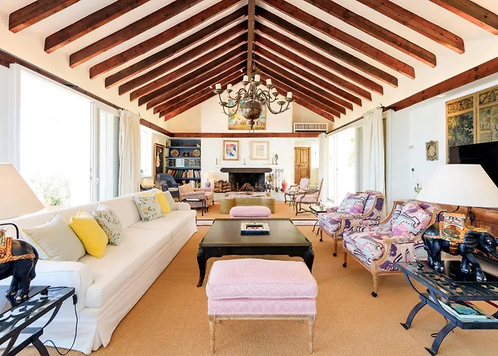 Villa 7,000 Sqm Luxurious With Panoramic Sea Views Multiple Gardens & Two Pools