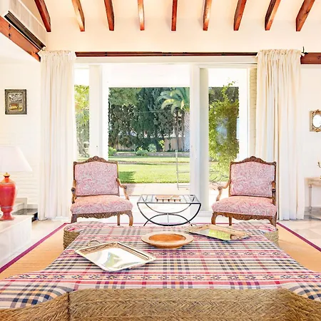 7,000 Sqm Luxurious With Panoramic Sea Views Multiple Gardens & Two Pools *